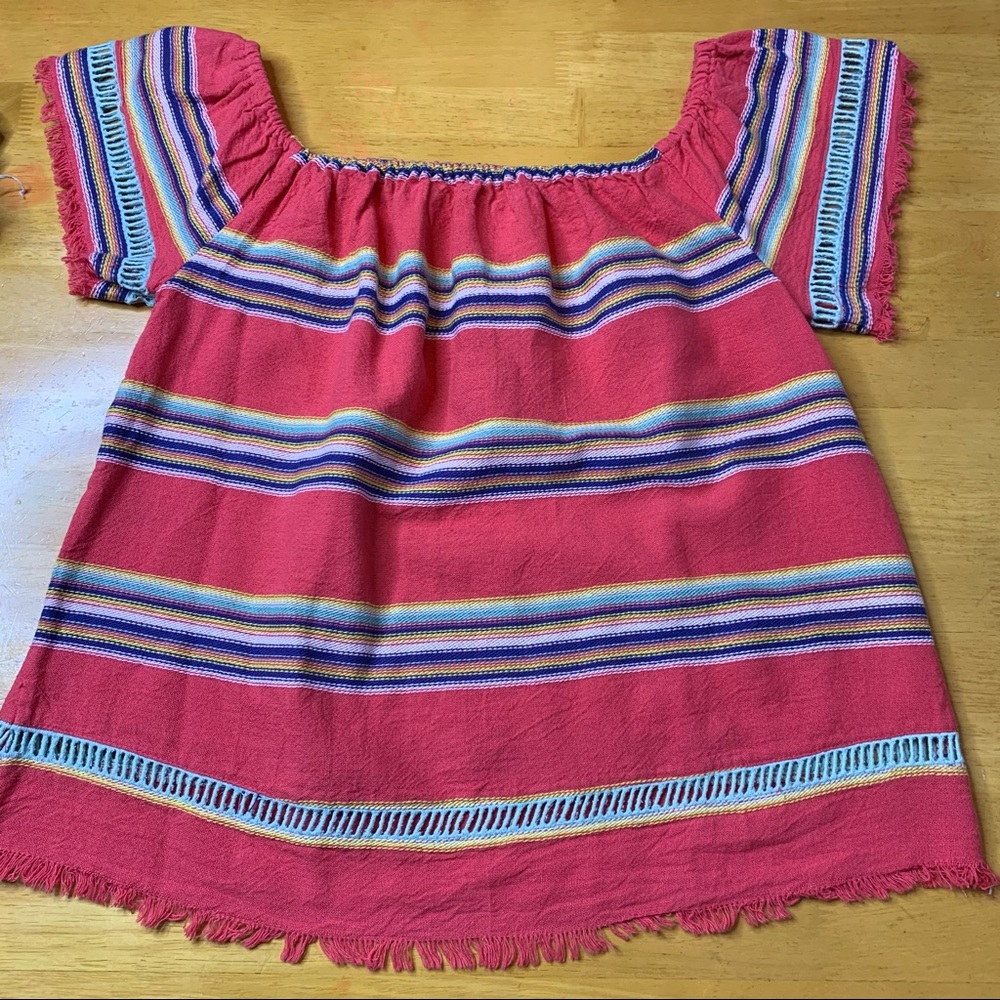 DRA Los Angeles off the shoulder top